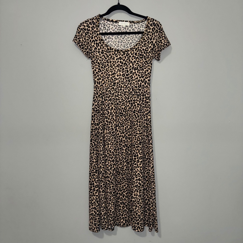 Jessica Simpson Leopard Print Ribbed Midi Dress Short Sleeve Scoop Neck Womens M